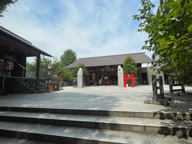 「赤城神社」