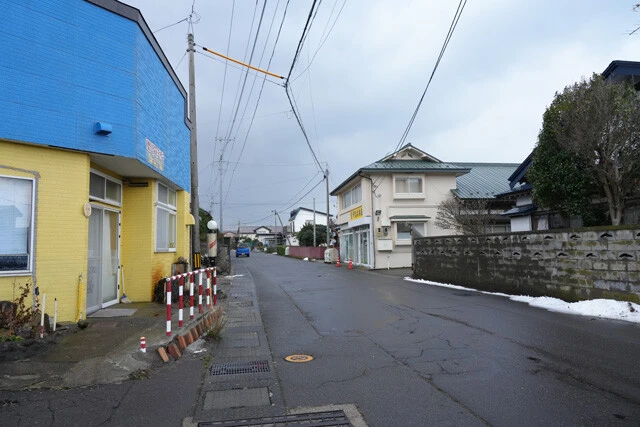 駅から少し歩くが大きな集落