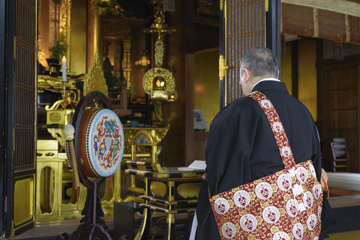 全国約13万の仏教僧侶の多くは高齢者に該当している