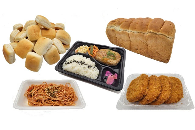 （左上から）ホテルの朝食用ロールパン（30個入り）、298円（税込 321円）、おろしハンバーグ弁当　198円（税込 213円）、ビッグアルプスブレッド　218円（税込 235円）、大黒様の濃厚ナポリタン　99円（税込 106円）、昔ながらのコロッケ98円（税込 105円）。商品の値段は甲府徳行店（山梨県）3月19日時点のもの