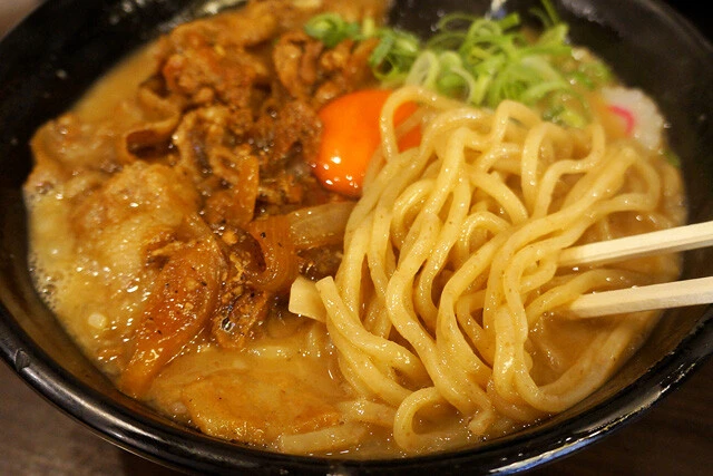 太めの麺