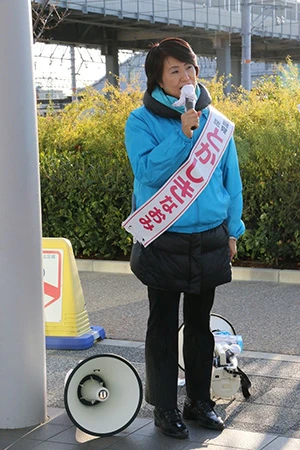 大阪7区の自民・渡嘉敷候補は「比例区は公明党と書いてください。比例復活をアテにすると甘えが出る」と潔さをアピール