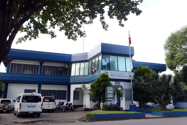  国家警察ダバオ市本部。ここに在籍していた幹部警官ら２１人がＤＤＳへの関与を疑われた