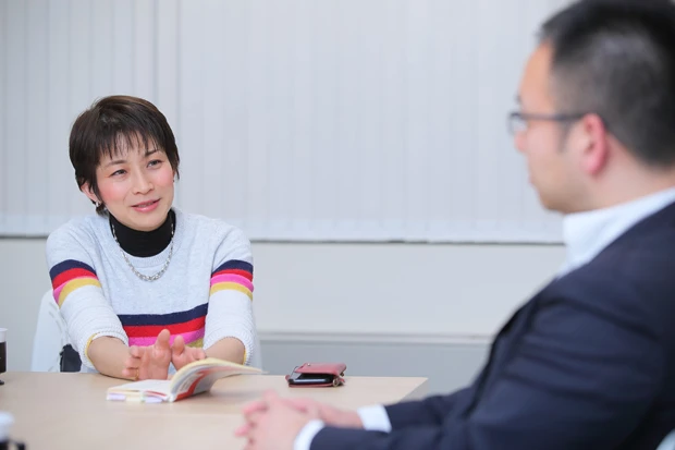 「最近は派閥の力が弱体化してしまったため、厳しいことは言いづらい空気が流れていました」と、「安倍一強」のマスコミへの影響を語る望月氏