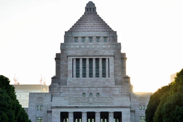 ありえない手口で首相が"お友達"を検察トップに！　仰天人事に元検察同期も怒り爆発！　さよなら、三権分立