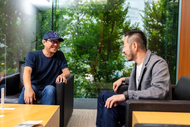 畠山氏は、常井氏の著作『無敗の男 中村喜四郎 全告白』(文藝春秋)を激賞。一方、常井氏は『地方選』の執筆にあたり「畠山さんの『黙殺』に大いに刺激された」という