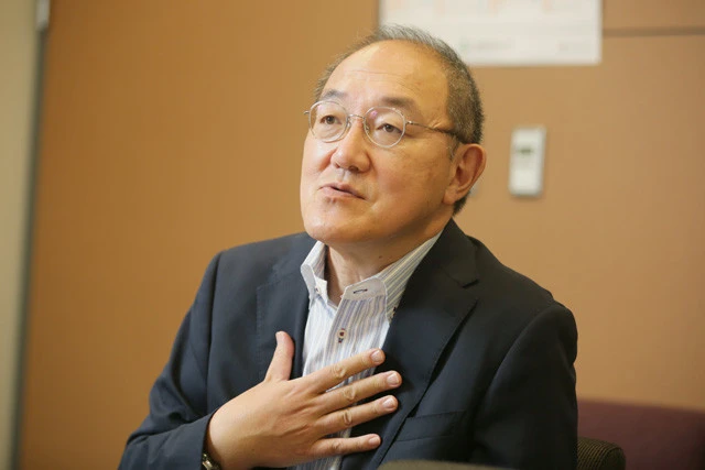 聞き手・岡田憲治氏