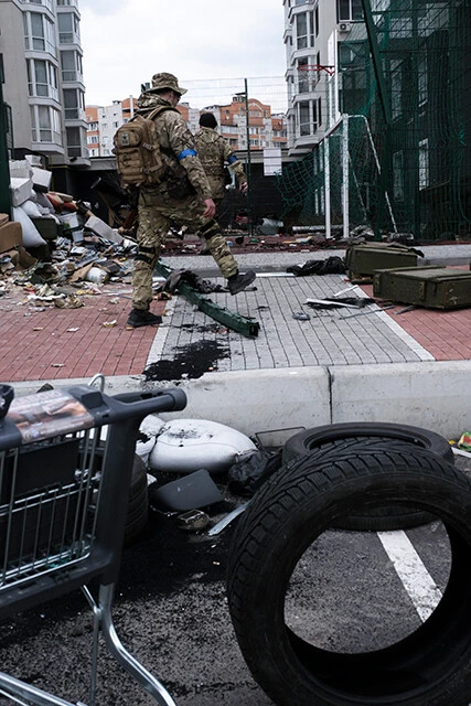 数々の戦場取材経験のある八尋氏ですら、「(避難民が)どうしてここに戻ってこようと思うのか不思議に思うほどの惨状」と語るブチャ市内の様子(4月4日撮影)