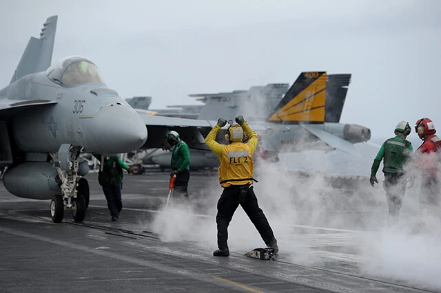 黒海の封鎖を解くためには米海軍空母艦載機（写真）やＮＡＴＯ空軍の力が必要となる