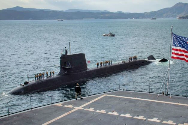 海上自衛隊そうりゅう型潜水艦8番艦『せきりゅう』2950トン、魚雷発射管六門(写真:アメリカ海軍)