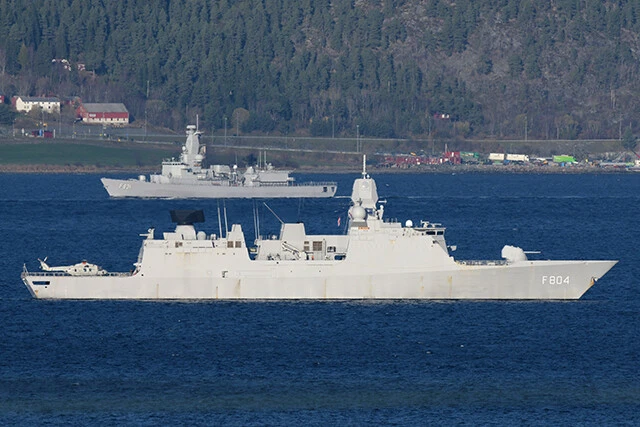 NATO常設のフリゲート艦隊は常に即応体制にある。写真はオランダ海軍の防空艦デ・ロイテル