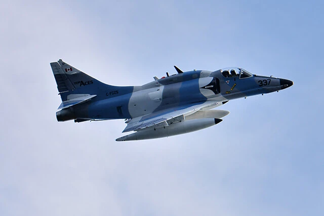 米国には民間会社で、「Ａ４スカイホーク」のような戦闘機を運用する会社がある