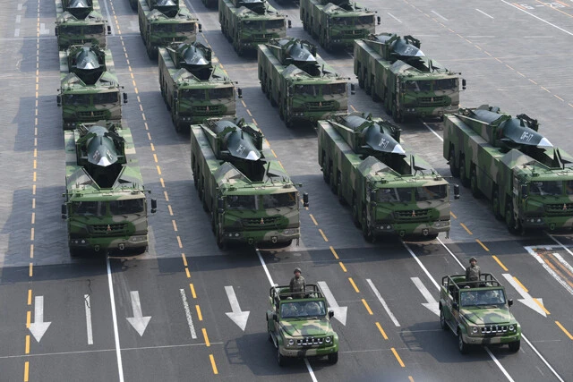 中国は弾道ミサイルに加え、極超音速滑空弾DF-17も在日米軍基地・自衛隊基地への攻撃に投入する可能性大