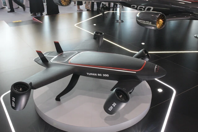 ブラジル製のジェットリフトファン搭載ドローン。杉山氏は「ペイロード(搭載重量)が限られるため使いどころがなさそう」とのご意見