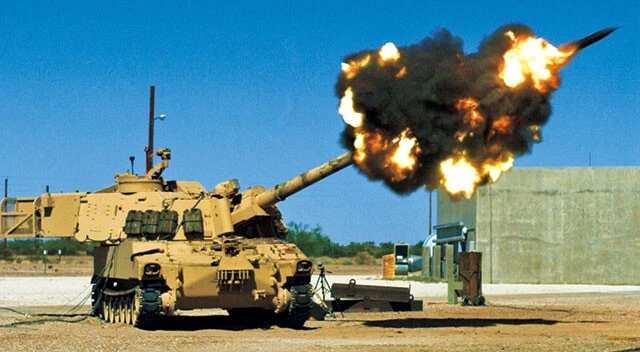 M109 155mm　自走榴弾砲