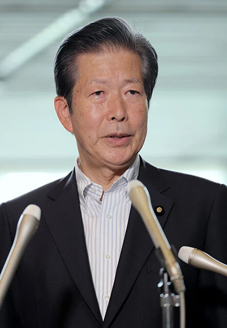 支持母体の創価学会が4月の統一地方選でフル稼働して疲弊したことから、首相に再三、早期解散の自制を促していた公明党・山口那津男代表