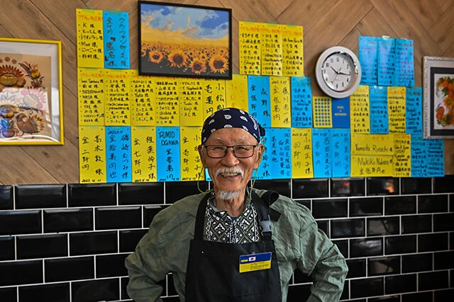 日本からの支援により運営しているFuMi Caffe。一部ではあるが、寄付をしてくれた人たちの名前を壁に張って感謝の意を表している