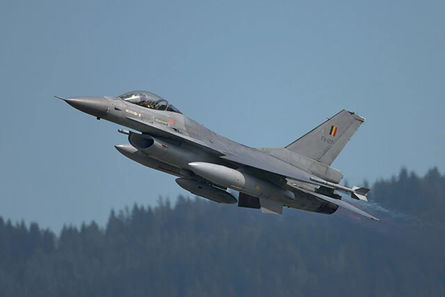 米国はヨーロッパ諸国にあるF16のウクライナ供与を認めた。写真はベルギー空軍のF16