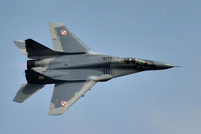 ポーランド空軍はNATO仕様のミグ29戦闘機を30機保有(写真:柿谷哲也)