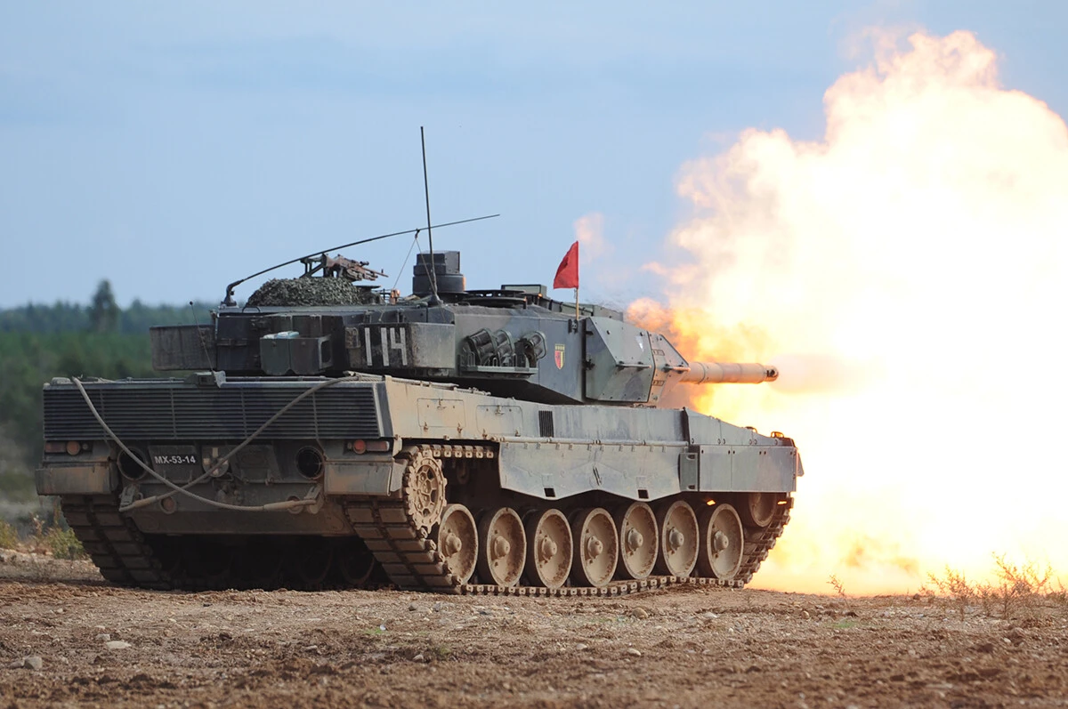 ドイツ・ラインメタル社はルーマニア北部のウクライナ国境近くに、レオパルト戦車の修理施設を作る（写真：柿谷哲也）