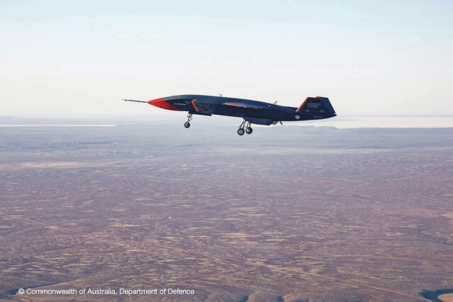 オーストラリア上空での試験飛行時の写真。初飛行は2021年2月に行なわれ、すでに脚部の出し入れにも成功している