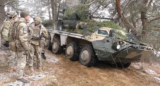 ウ軍は建物内に大口径機関砲を搭載した戦闘車両を隠し、ワグネル兵が駆け込んだ建物ごと破壊する（写真：ウクライナ国防省）