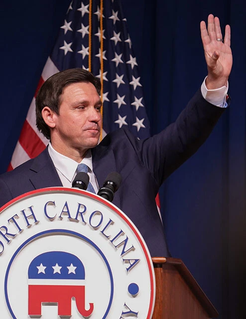 共和党の予備選でトランプの対抗馬筆頭と目され、「ミニ・トランプ」の異名もあるフロリダ州知事デサンティスも勝てる見込みは薄い