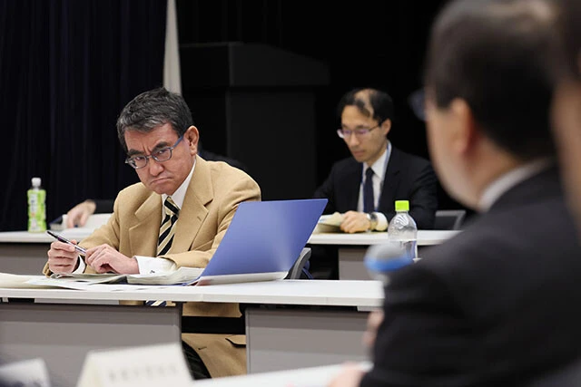 11月12日、国の公共事業を検証する「秋のレビュー」で、河野太郎行政改革担当大臣は、各省庁が積み立てているすべての基金の点検や見直しをすると発言。16兆円は戻ってくるのか？