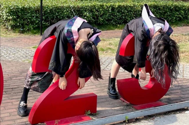 中国人学生による日本への「爆留学」はなぜ加速しているのか？