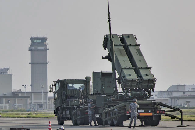 海自イージス艦が撃ち漏らした北弾道ミサイルは、着弾寸前に空自のPAC3のミサイルで撃墜を試みる。写真は日米訓練で岩国基地に展開した空自PAC3(写真:米海兵隊)