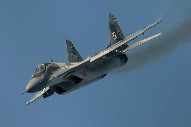 ウクライナに30機、一個飛行隊渡せばロシア領内への空爆が可能になる