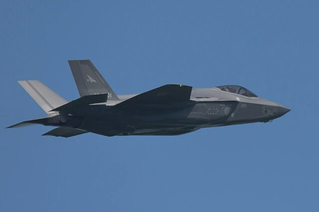 空自の最新主力ステルス戦闘機F-35AライトニングⅡにもJASSM-ERは搭載可能。現在は青森・三沢基地に配備されている