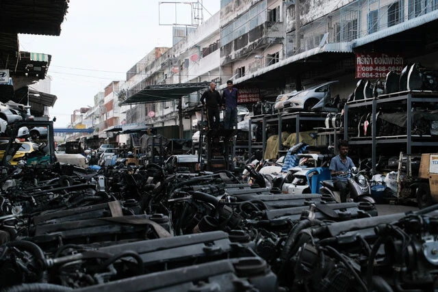 違法手口や密輸ルートも現地で調査！　東南アジアの闇経済を潤す"日本車密輸天国"の実態！