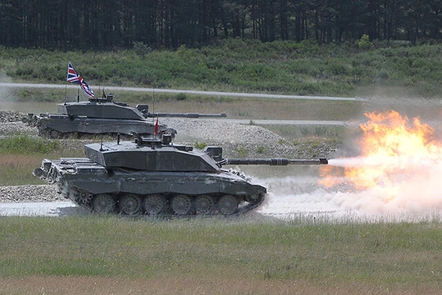 英戦車・チャレンジャー2は、第一陣が3月にウクライナ到着予定(写真:柿谷哲也)