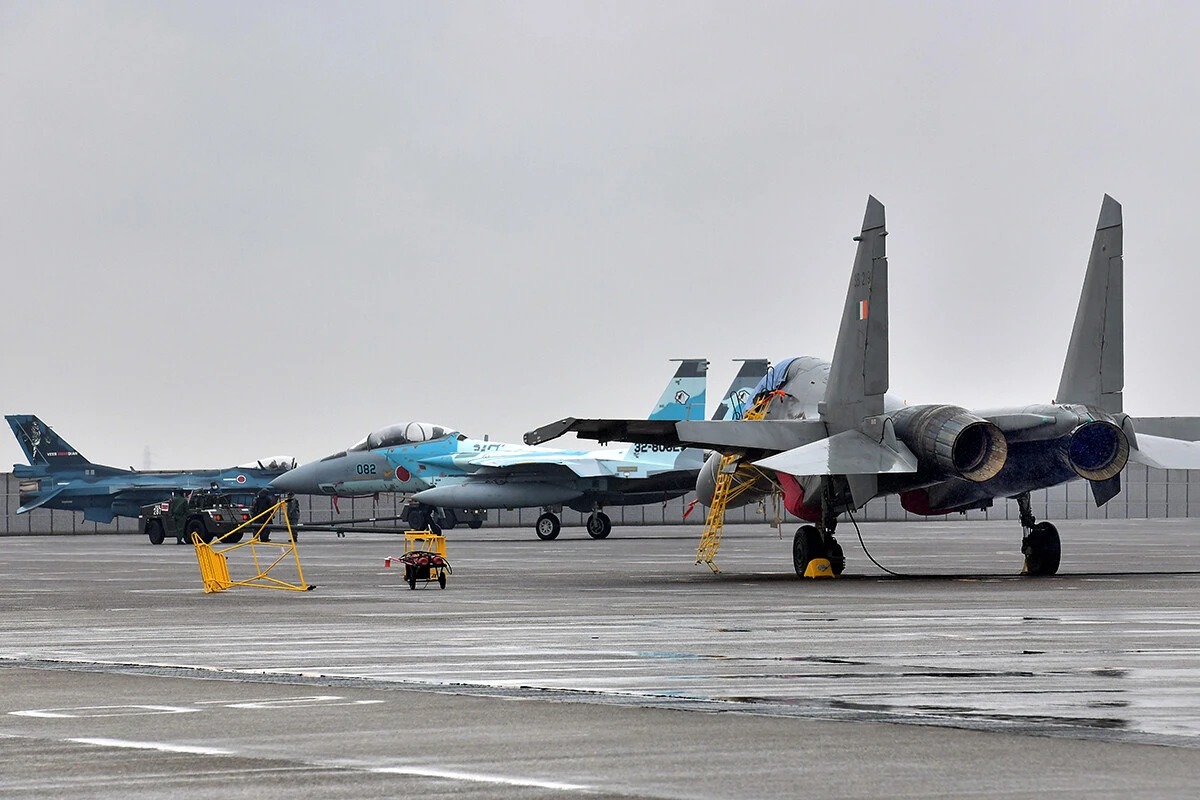 インド空軍機・Su30が初の共同訓練で来日！　その場に日本最強の「飛行教導隊」が来た理由とは？