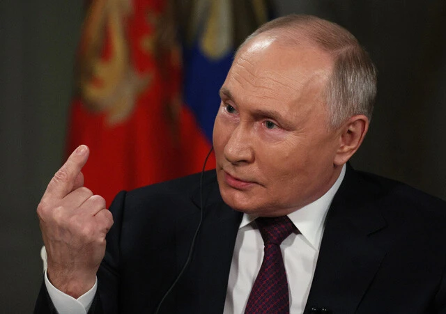 プーチン大統領は3月に大統領選を控えるが、再選は事実上確定。現状の戦況では露軍側に戦いを急ぐ必要はなく、最近の様子からは余裕さえ見える