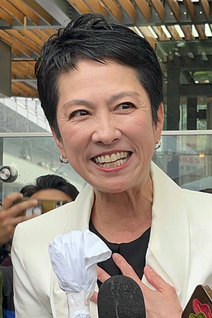 蓮舫(無所属)政治団体代表・56歳