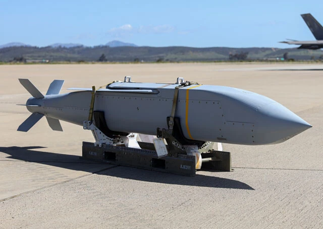 英国提供のストームシャドウで地上目標を狙えば、地下塹壕にいても殲滅可能なのだが……（写真：米国防省）