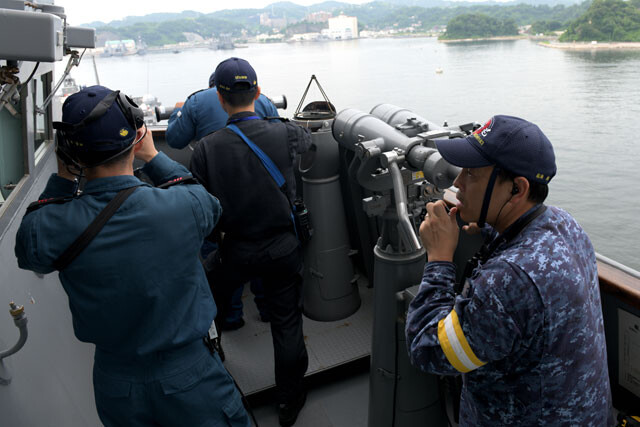 海自空母いずもは、横須賀に到着する（写真：柿谷哲也）