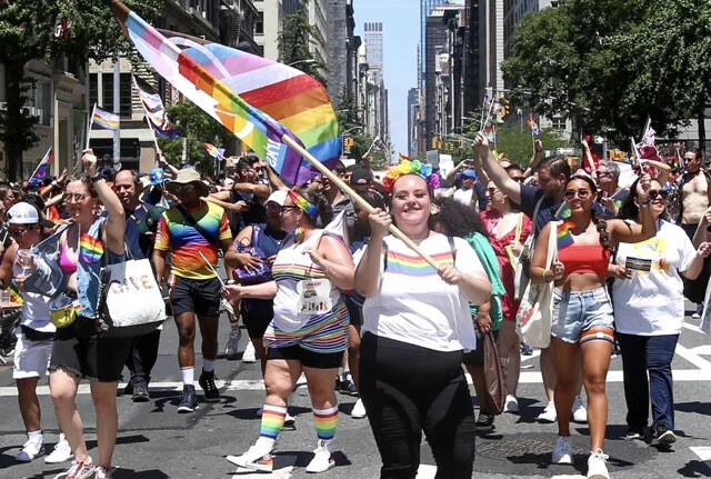 2023年に行われたLGBTQコミュニティの祭典「NYCプライド」の様子