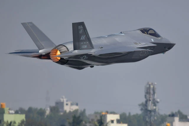 三沢基地にはF-16に代わり、F-35Aが48機来る（写真：柿谷哲也）