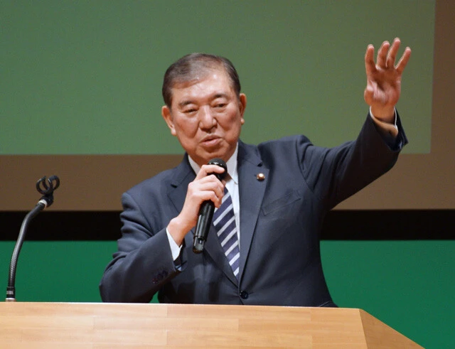 共同通信の「誰が次期総理にふさわしいか」という質問で、1位になった自民党の石破 茂氏(25.7%)。2位は小泉進次郎氏(15.9%)、3位は河野太郎氏(13.2%)