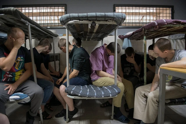 国境周辺の露軍兵は練度も士気も低かったとされ、ウ軍は多くの捕虜を取ったと発表。ロシアに取られているウ軍兵の捕虜との交換要員となる