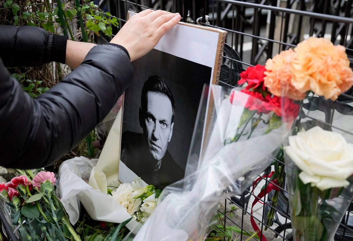 ロシアの反体制派指導者ナワリヌイが獄死した。突然死、病死、それとも暗殺、謀殺、密殺、どれなのか......