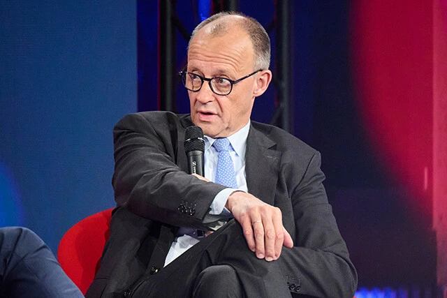 5月26日、ベルリンで開催された「WDRヨーロッパフォーラム2025」で異例のイスラエル非難を行なったドイツのメルツ首相。同氏の支持政党である中道右派「キリスト教民主・社会同盟」はもともとイスラエル寄りでもあったためさらなる驚きを呼んだ