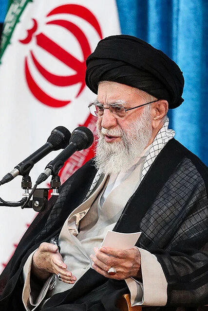 イラン最高指導者ハメネイ師はトランプの「無条件降伏」要求に対し、「米国の軍事介入は重大な損害を招く」と警告。しかし米軍の介入後、停戦合意の時点でも正式な声明はない