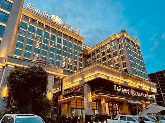 カンボジア南部の港湾都市シアヌークビルにある太子集団傘下の豪奢なホテル