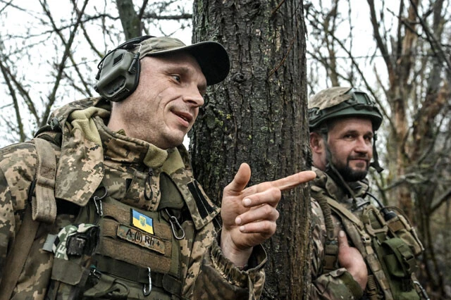 3月18日、ウ軍兵士は「包囲されていない」と語り後退したのを認めた(写真:ABACA PRESS/時事通信フォト)