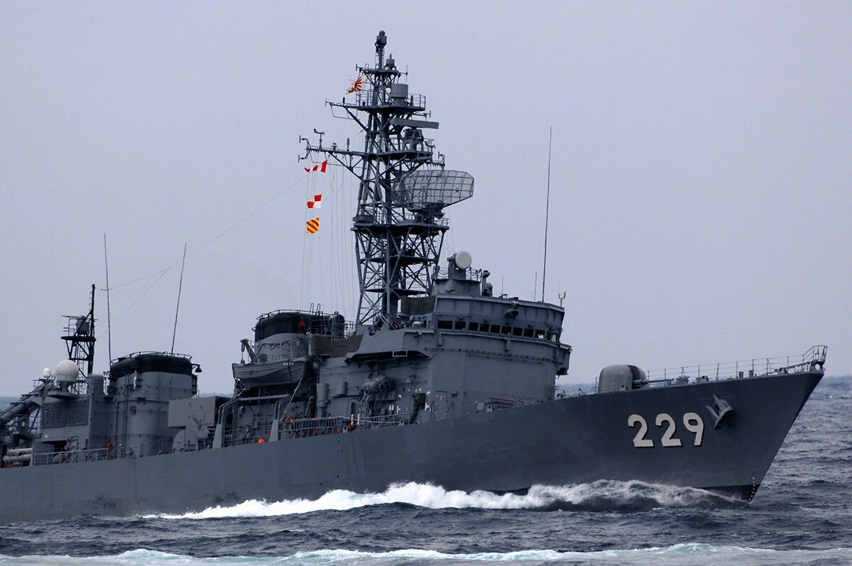 日本がフィリピン海軍へ供与する予定なのは、海上自衛隊のあぶくま型護衛艦。中古艦6隻を改修した上で＂共同開発＂として輸出する