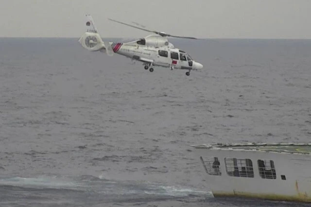 今回、領空侵犯した中国海警局のZ9哨戒ヘリ。小型ながら即応性に優れ、人員降下も可能